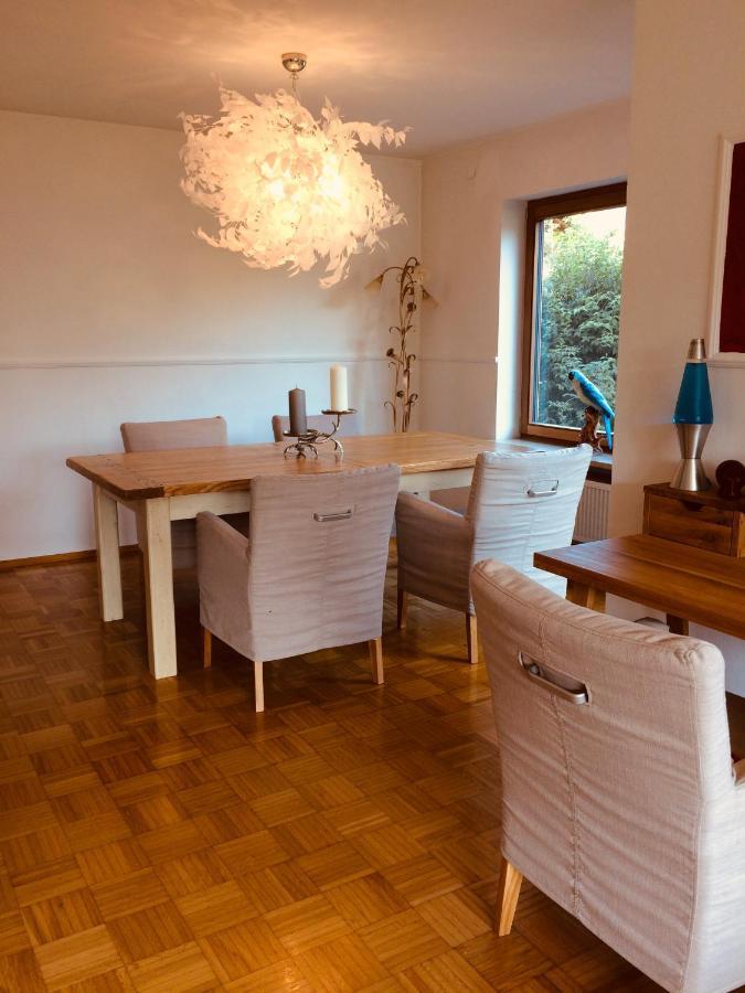 Charmantes Garten-Apartment: Erholung Im Chiemgau Unterwoessen Ngoại thất bức ảnh
