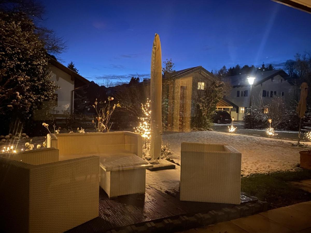 Charmantes Garten-Apartment: Erholung Im Chiemgau Unterwoessen Ngoại thất bức ảnh