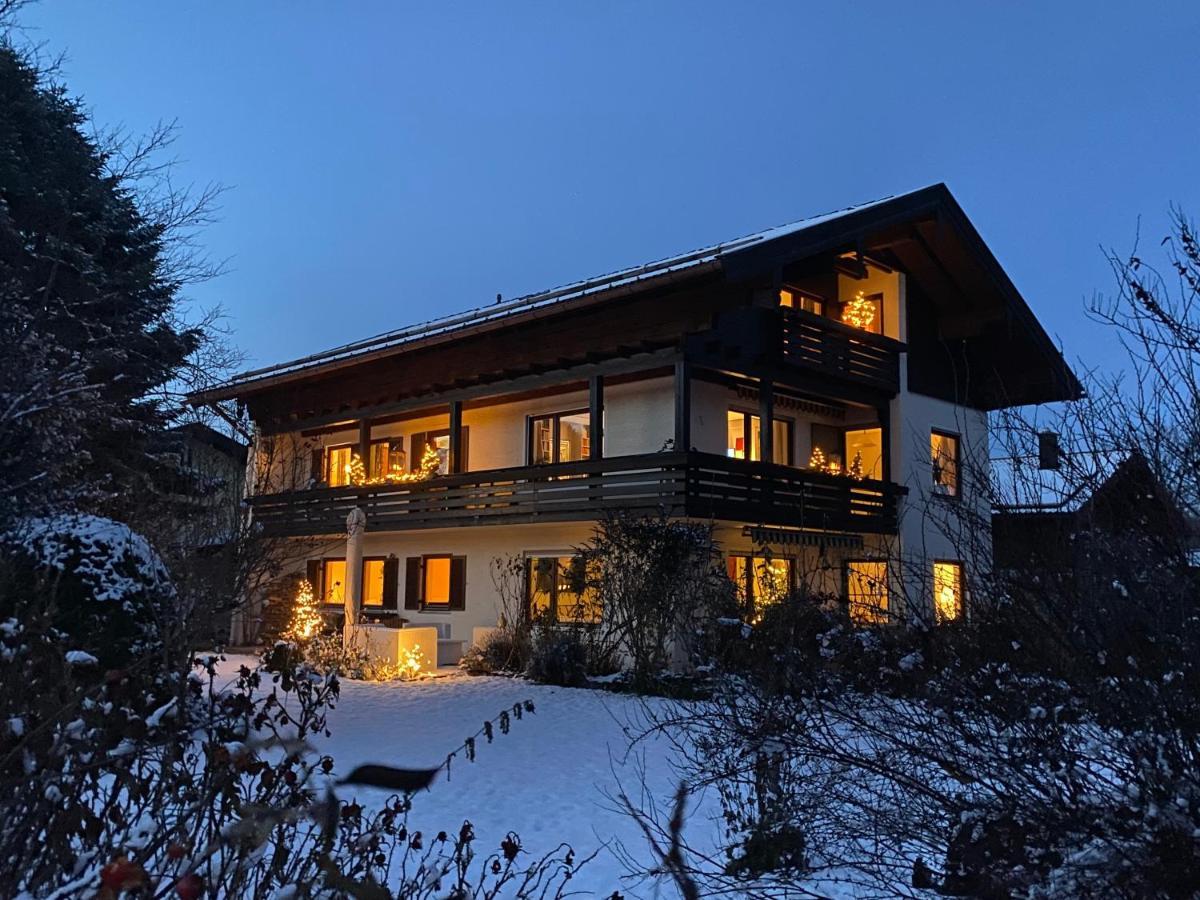 Charmantes Garten-Apartment: Erholung Im Chiemgau Unterwoessen Ngoại thất bức ảnh